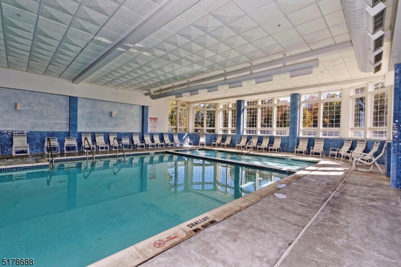 Fox Hills - Residential