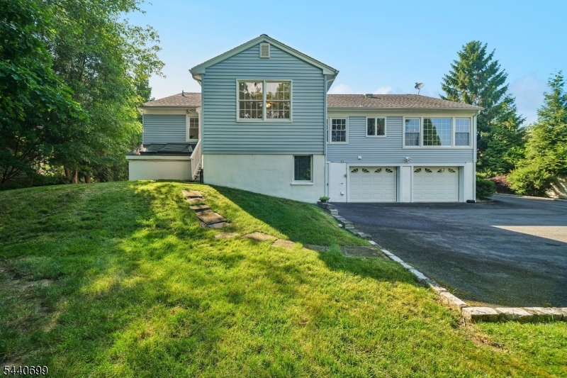HILL - Residential