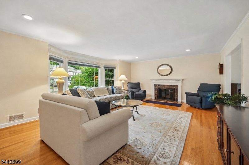 HILL - Residential