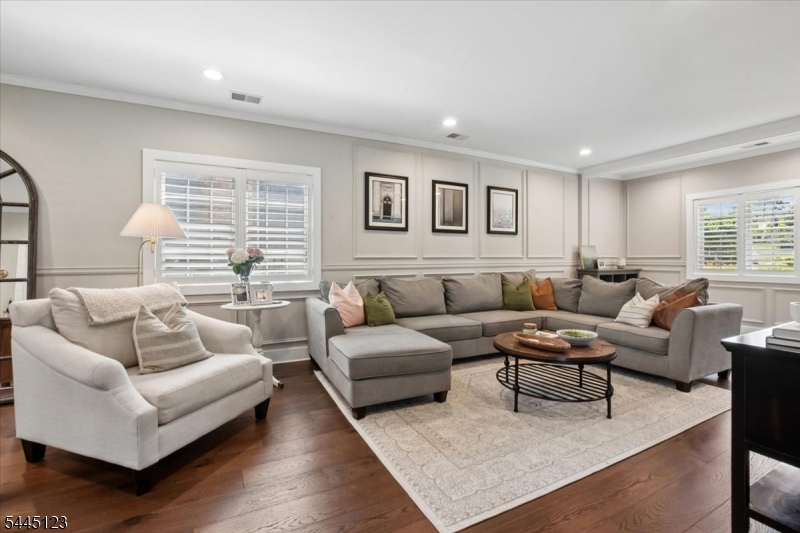 Cosma Lake - Residential