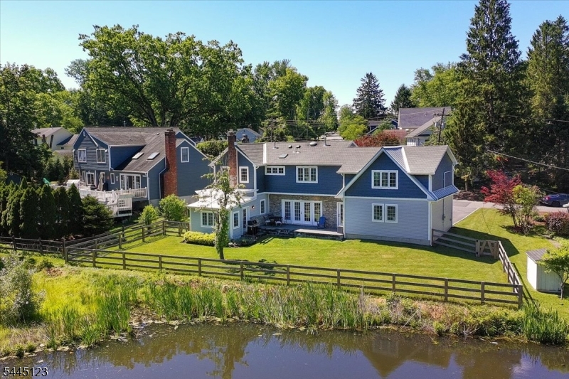 Cosma Lake - Residential