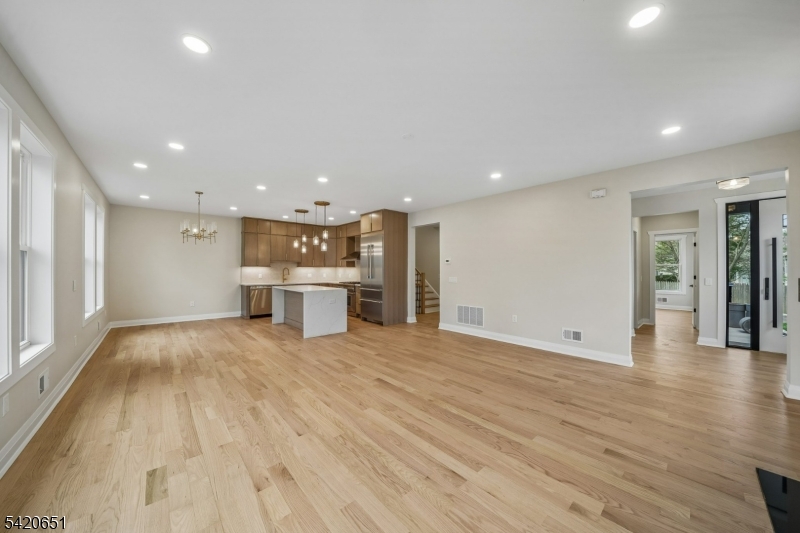 Central Villas - Residential