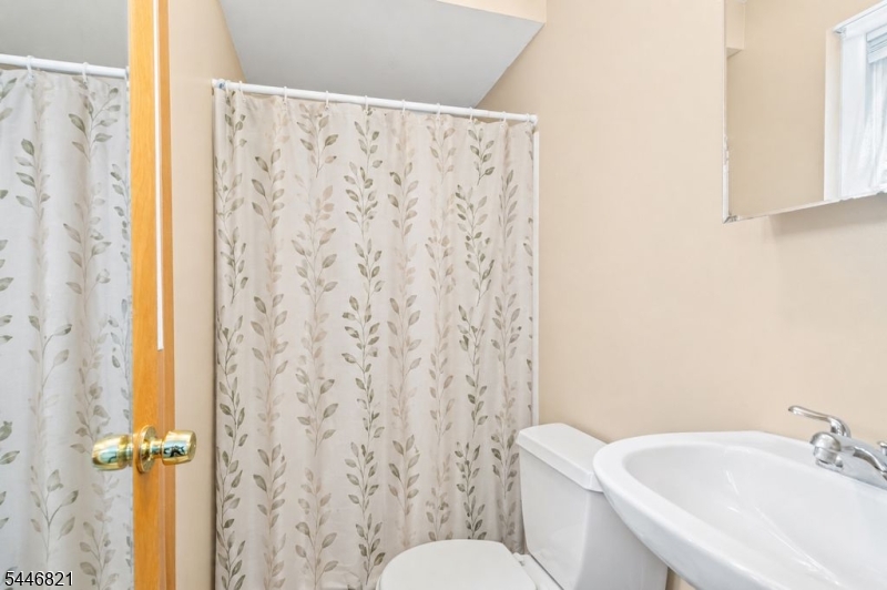 Riverside Court - Residential Lease