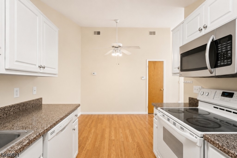 Riverside Court - Residential Lease