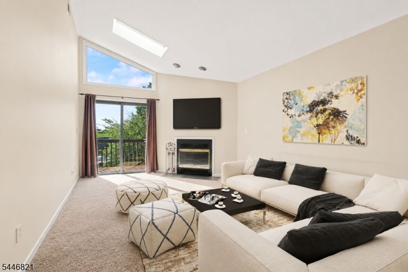 Riverside Court - Residential Lease