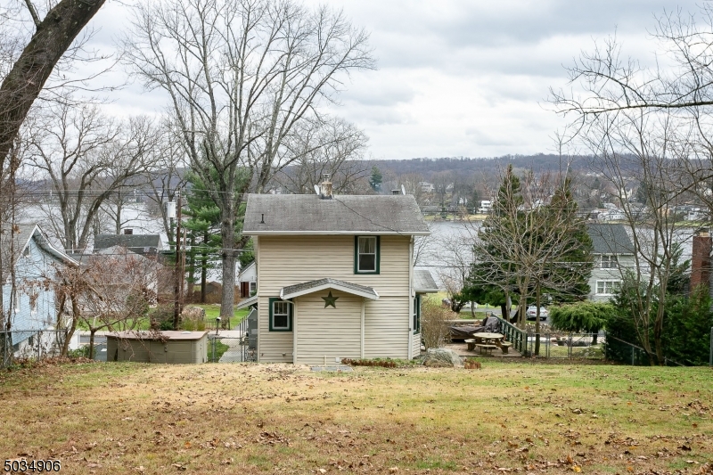 LAKE MUSCONETCONG - Residential