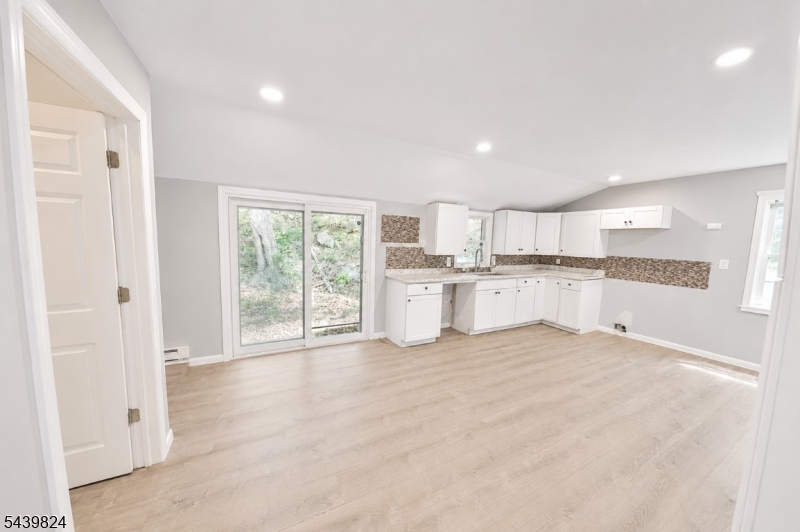 Byram Rt 206 - Residential