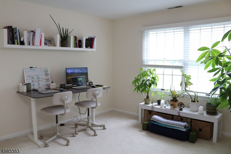 Montville Chase - Residential Lease