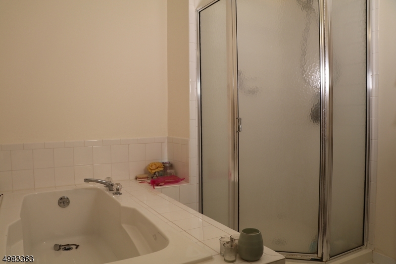 Montville Chase - Residential Lease