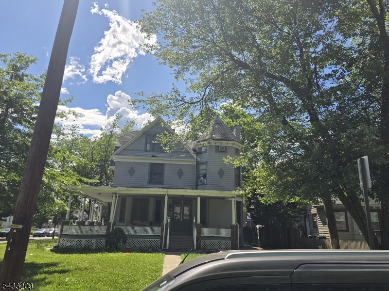Washington Heights - Residential Income