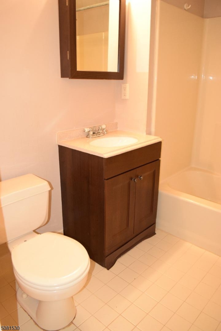 Sutton Woods - Residential Lease