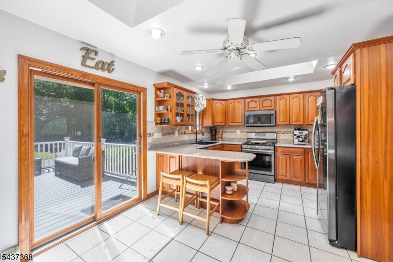 Cupsaw Lake - Residential