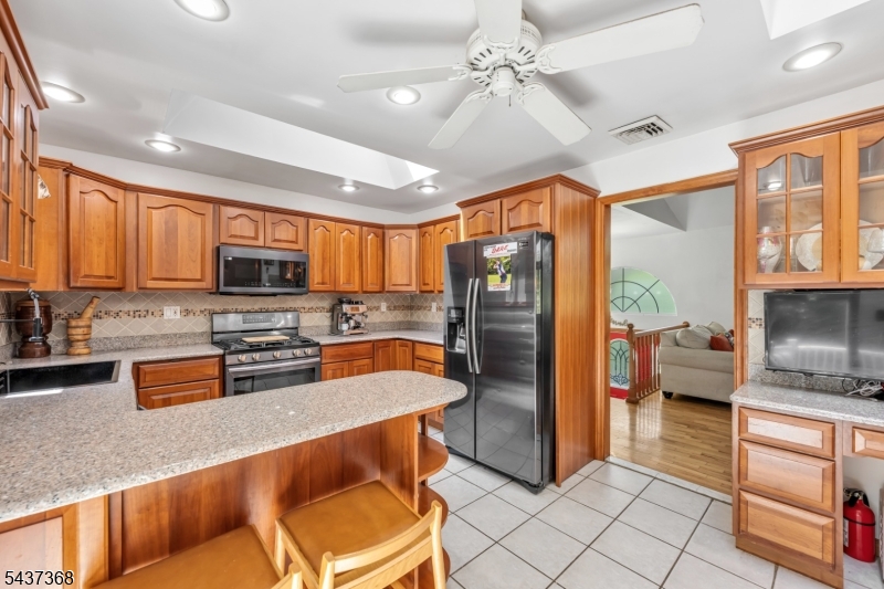 Cupsaw Lake - Residential
