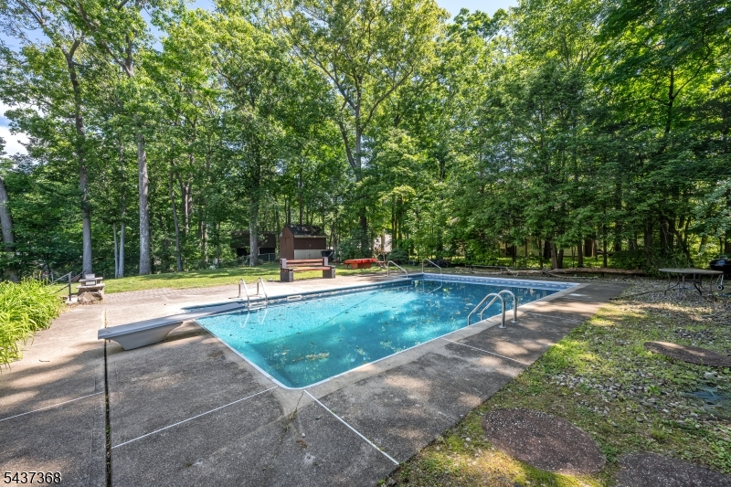 Cupsaw Lake - Residential