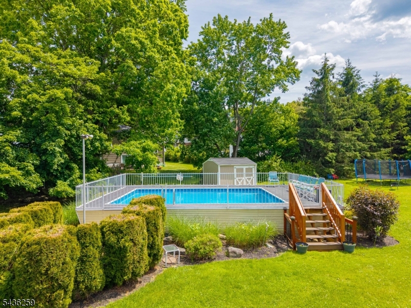 Cupsaw Lake - Residential