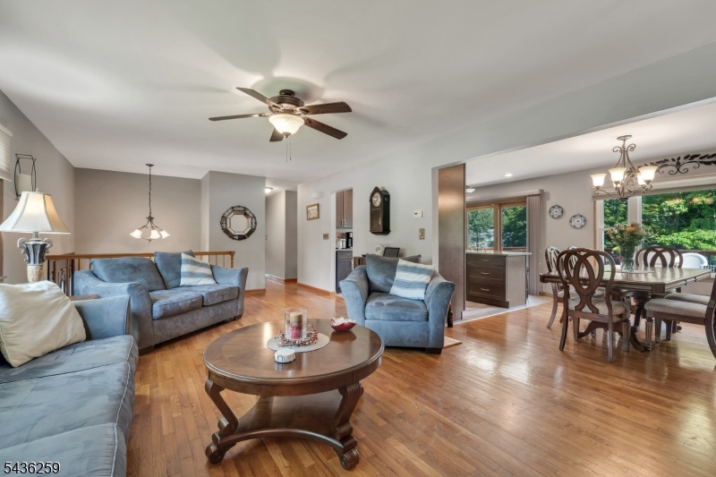 Cupsaw Lake - Residential