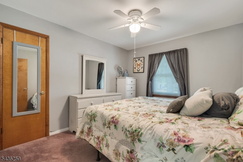 Cupsaw Lake - Residential