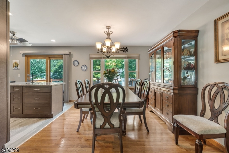 Cupsaw Lake - Residential