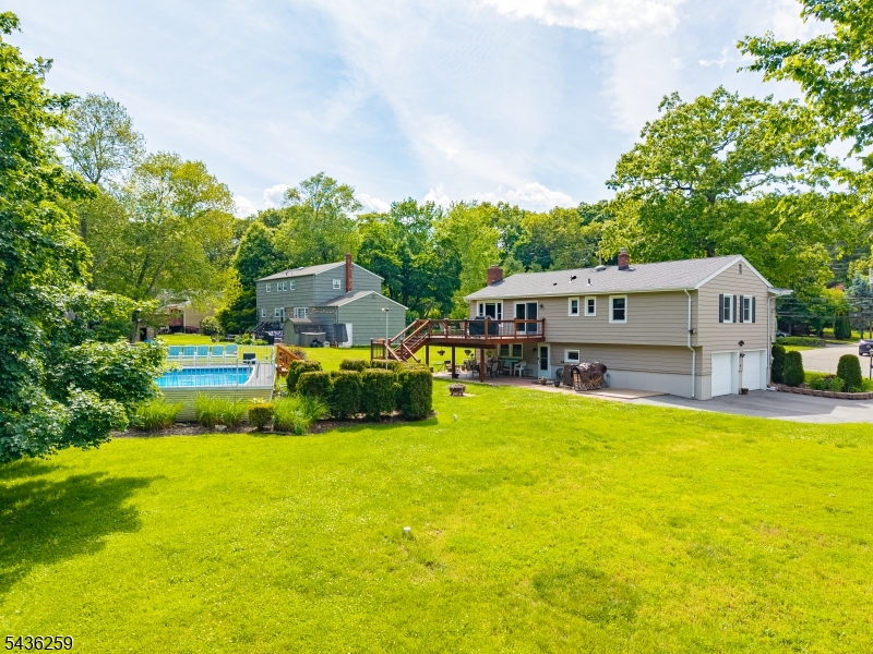 Cupsaw Lake - Residential