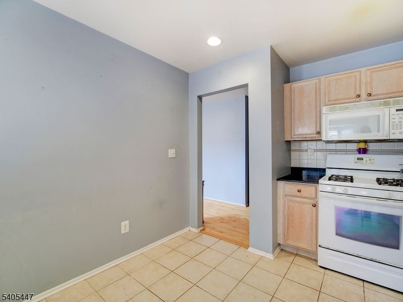 WILLOW WALK - Residential