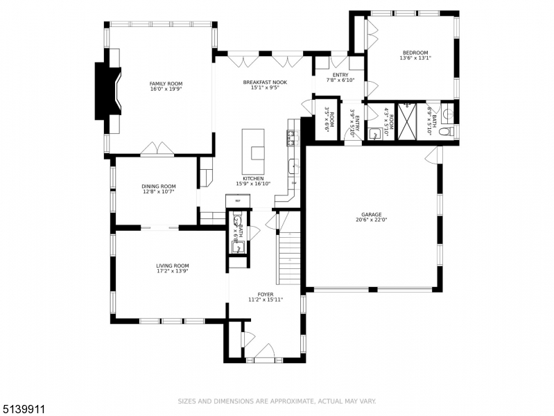 Main image without alt text