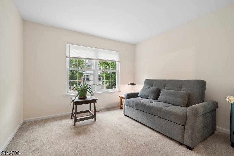 Seasons Glen - Residential