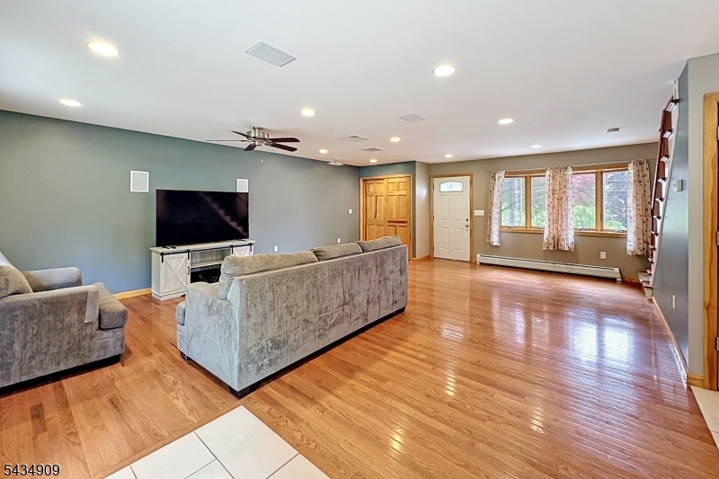 White Meadow Lake - Residential