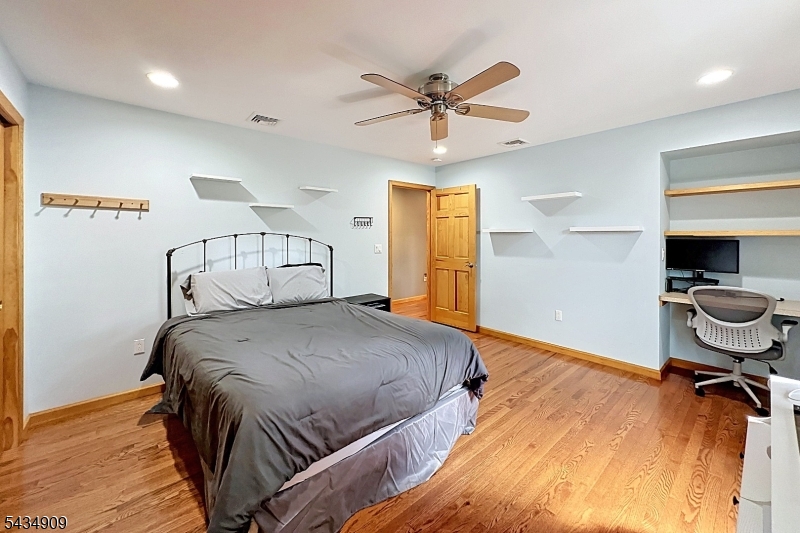 White Meadow Lake - Residential