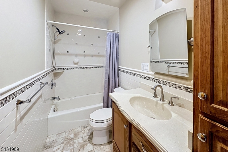 White Meadow Lake - Residential