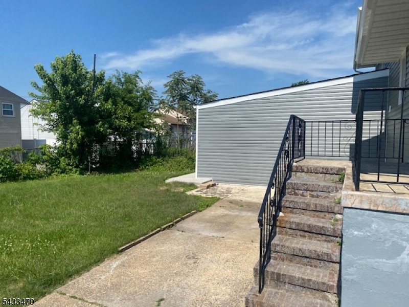 Shorecrest - Residential