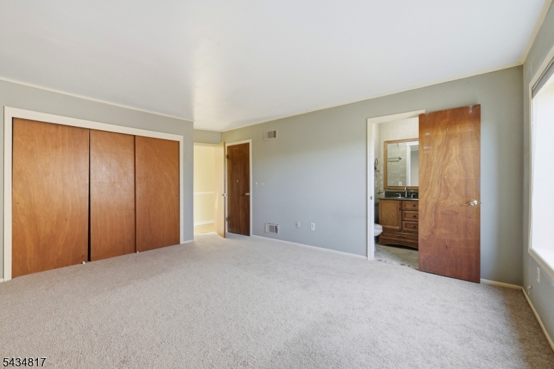 Hastings Square - Residential Lease