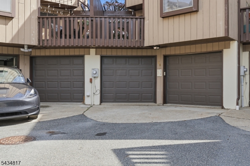 Hastings Square - Residential Lease