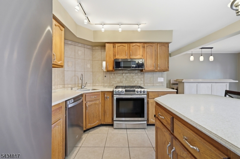 Hastings Square - Residential Lease