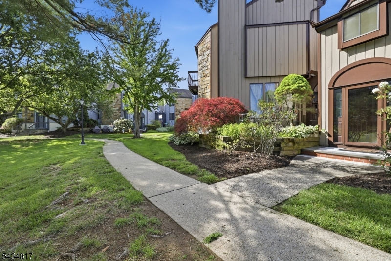 Hastings Square - Residential Lease