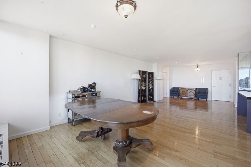Claridge House - Residential
