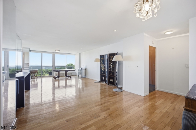 Claridge House - Residential
