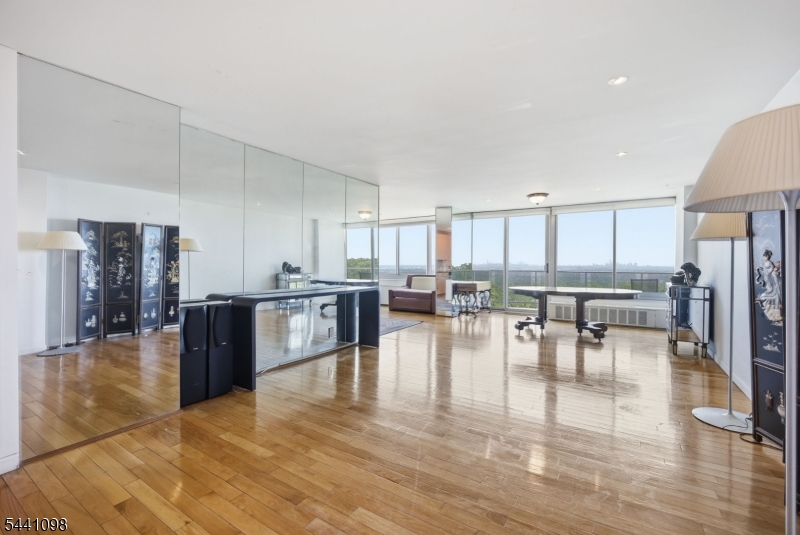 Claridge House - Residential