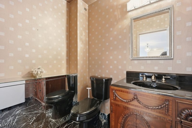 Claridge House - Residential
