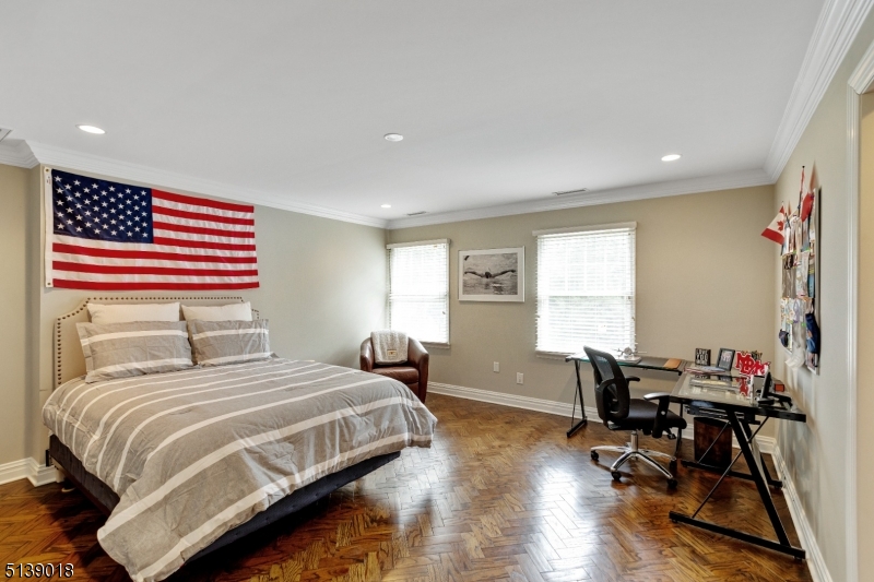 Hartshorn - Residential