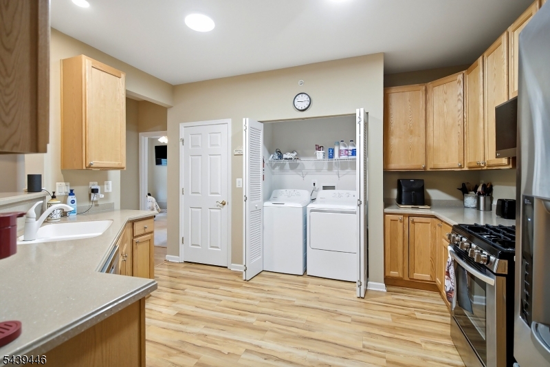 Hearthstone at Hillsborough - Residential