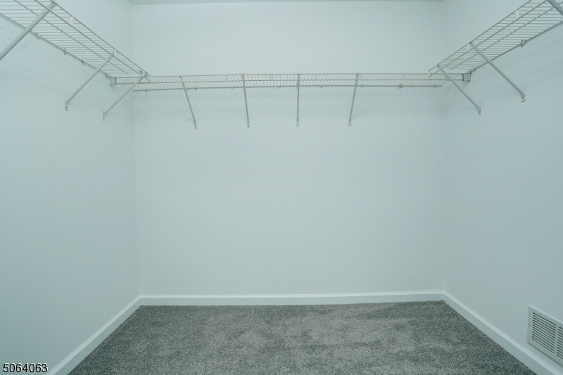 Mazdabrook - Residential Lease