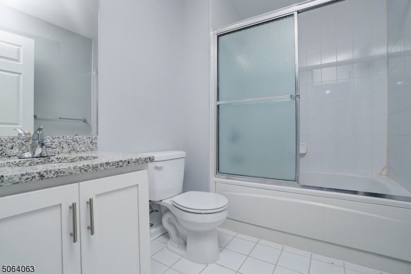 Mazdabrook - Residential Lease
