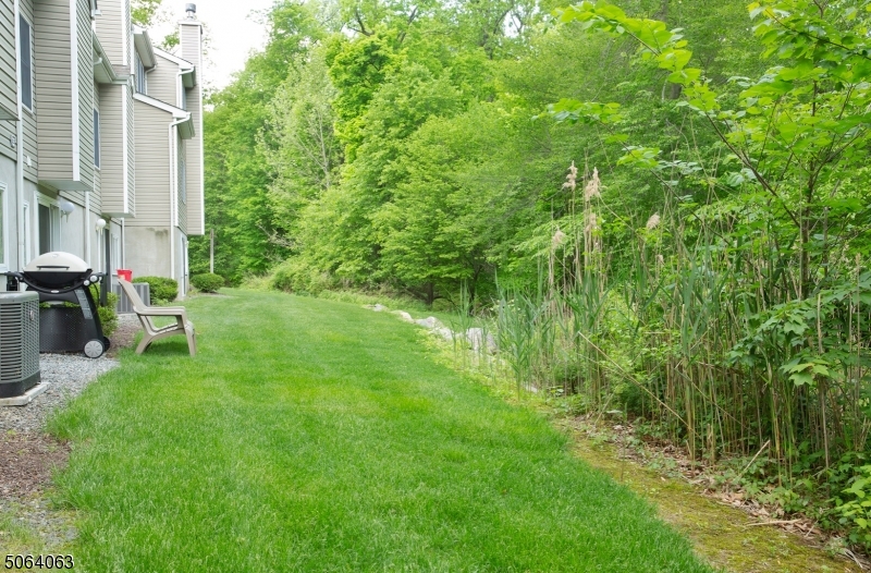 Mazdabrook - Residential Lease