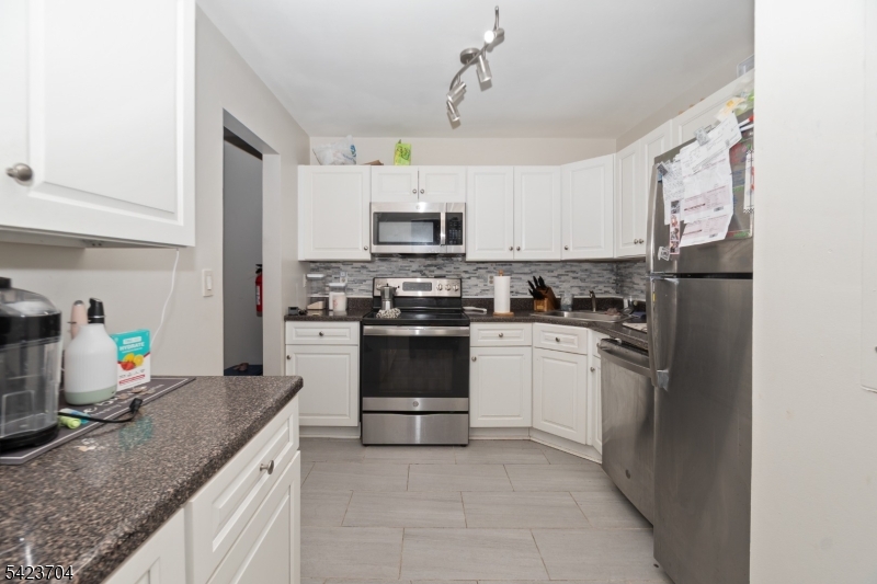 Condo - Residential
