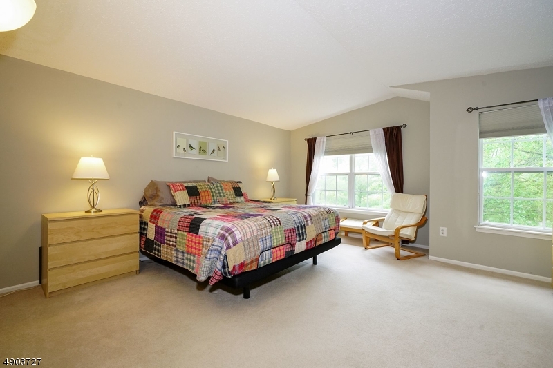 Rose Arbor - Residential