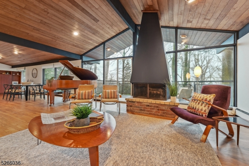 Upper Wyoming - Residential