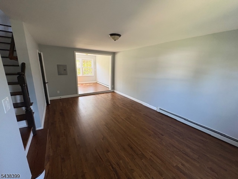 MAPLEWOOD VILLAGE - Residential