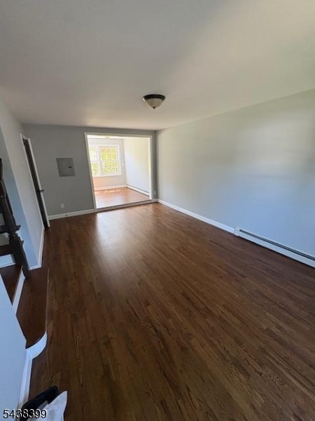 MAPLEWOOD VILLAGE - Residential