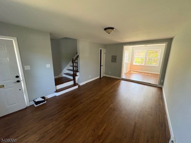 MAPLEWOOD VILLAGE - Residential