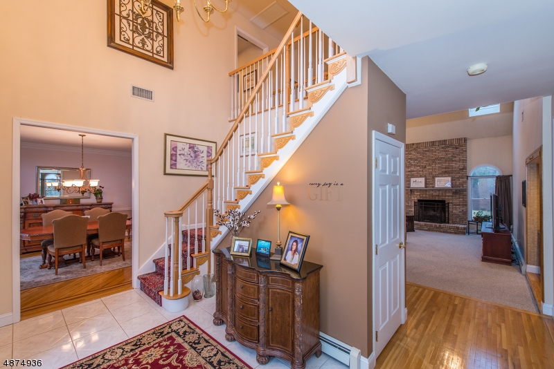 Richmond Hill - Residential